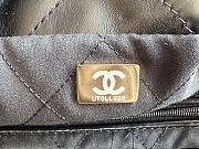 Chanel 22 Medium  Size Black Bag With Gold Chain - 25x22x6.5cm - 3