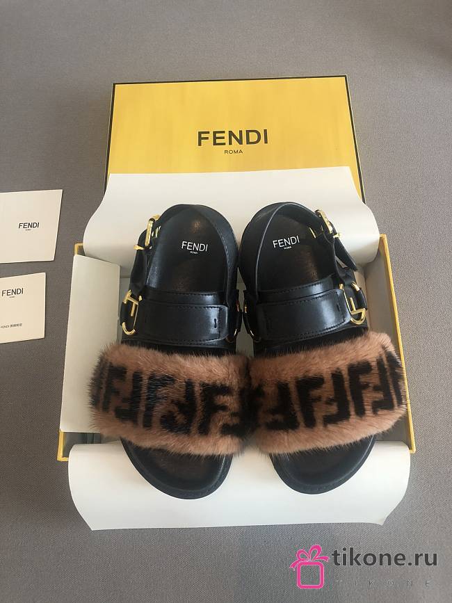 Fendi Sandals 05 - 1