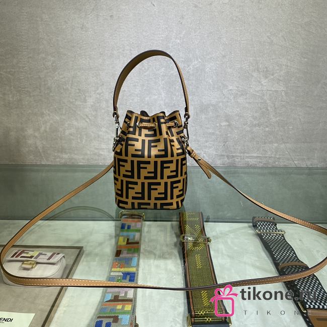 Fendi Mon Tresor Bucket Bag - 12x18x10cm - 1