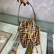 Fendi Mon Tresor Bucket Bag - 12x18x10cm - 4