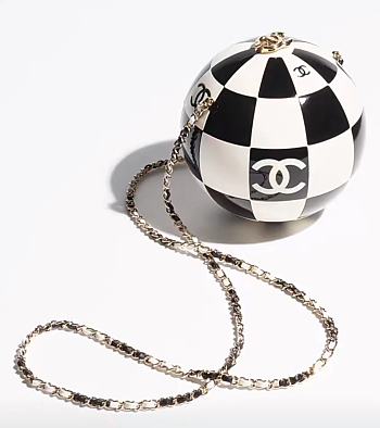 Chanel Ball Bag 