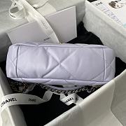 Chanel Goatskin Quilted Medium Chanel 19 Flag Light Violet  - 4