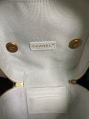 Chanel Smal Vanity Case White - 16.5x16.5x15cm - 2
