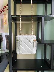 Chanel Smal Vanity Case White - 16.5x16.5x15cm - 3