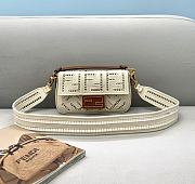 Fendi Baguette White Canvas Medium FF - 28×6×14cm - 1