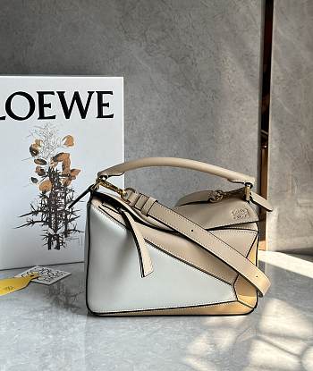 Loewe Puzzle Dusty Beige - 24x10x14cm