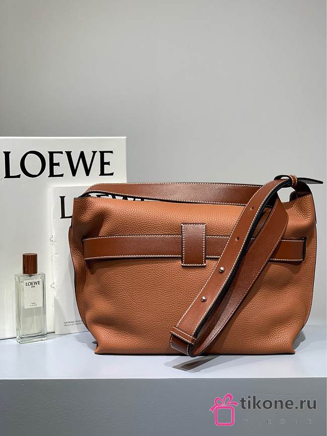 Loewe Men's Messenger Bag - 32x26x11cm - 1