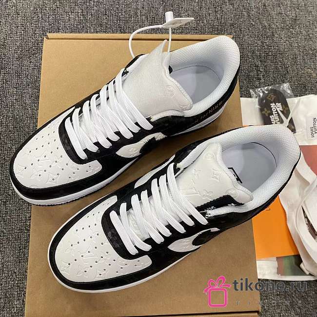 Louis VuittonxAF1 Monogram Black-White - 1