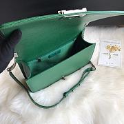 Chanel 28 Le Boy Large Size In Light Green - 2