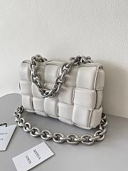 Bottega Veneta Silver Chain Cassette Padded White - 26x18x6cm - 2