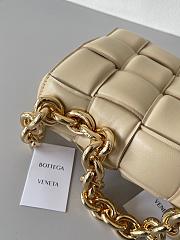 Bottega Veneta Chain Cassette Padded Beige - 26x18x6cm - 4