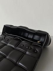 Bottega Veneta Chain Cassette Padded Black - 26x18x6cm - 2