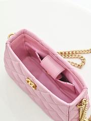 Chanel 22S Hobo Shoulder Bag Pink Caviar - 20x16x8cm - 4