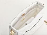 Chanel 22S Hobo Shoulder Bag White Caviar - 20x16x8cm - 4