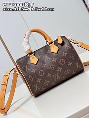 LV Speedy Bandoulière 20 Monogram - 20.5x13.5x12cm - 2