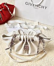 Givenchy White Calfskin Kenny Shoulder Bag - 32x22x17cm - 1