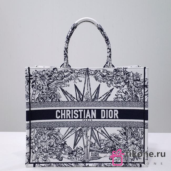 Dior Book Tote Dior Rêve d'Infini Embroidery 36cm - 1