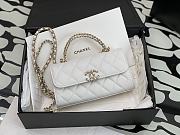 Chanel White Chain Bag With Hollow Handle - 18x10x4.5cm - 1