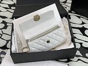 Chanel White Chain Bag With Hollow Handle - 18x10x4.5cm - 4