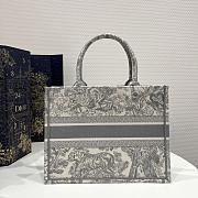 Dior Tote Tiger Embroidery Classic Color - 36x18x28cm - 3