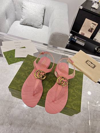 GUCCI Women's Double G leather sandals In Pink