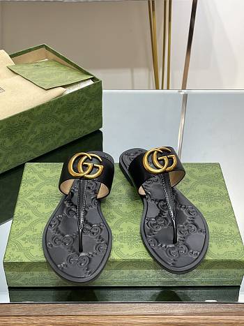 Gucci Ladies Interlocking Double G Thong Black Sandals 