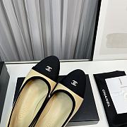 Chanel Ballet Flats In Beige And White Leather - 5