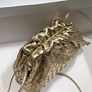 Bottega Veneta Gold Pouch Bag - 23x13x8cm - 3