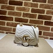 Gucci GG White Marmont Shoulder Bag - 18x15x8cm - 1