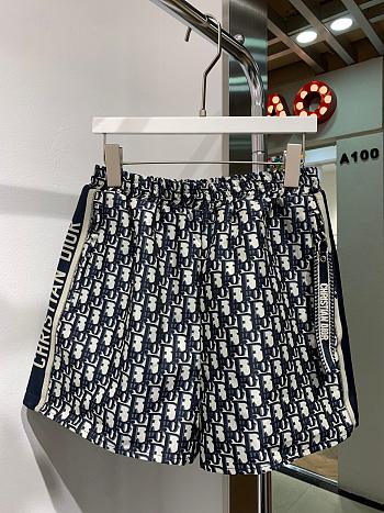 Dior Shorts A300824
