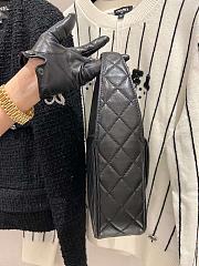 Chanel 1991 Handbag A665425  - 5