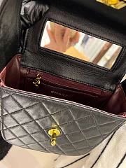 Chanel 1991 Handbag A665425  - 4