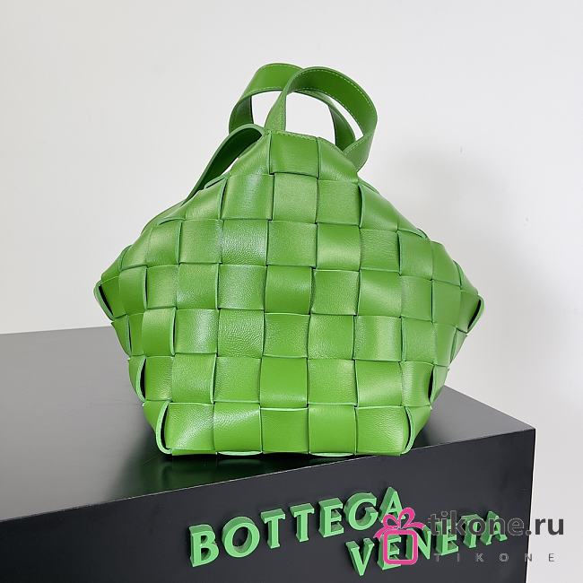 Bottega Veneta Bowling Cassette Green Leather - 28x21x16cm - 1