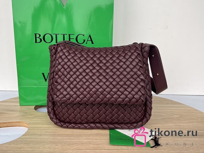 BV Fondant Cobble Shoulder Bag A569327 - 26x21x9cm - 1