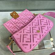 Fendi Baguette Pink A662205 - 26×13x6cm - 5