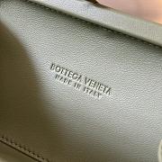 Bottega Veneta Green Metallic Leather A670826 - 20x12x5.5 - 2