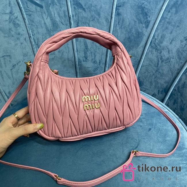 Miumiu Small Pink Wander Matelassé Shoulder Bag - 23x13x7cm - 1