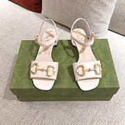 Gucci Sandals With Horsbit In White - 3