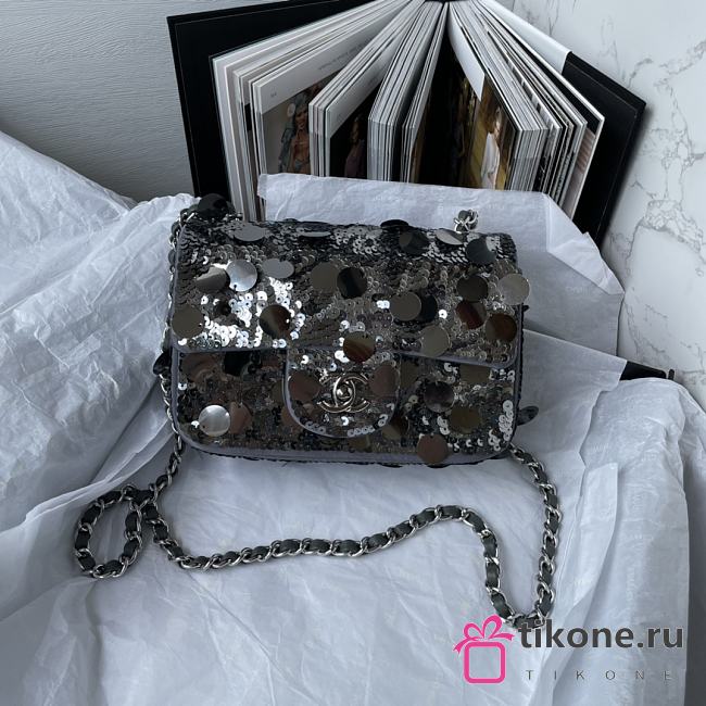 Chanel Mini Flap Bag Sequins Silver Size 20cm - 1