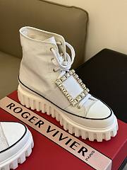 Roger Vivier 2023 Strass Buckle White Converse V130716 - 5