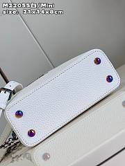 Louis Vuitton White Capucines With Colorful Logo - 21x14x8cm - 2