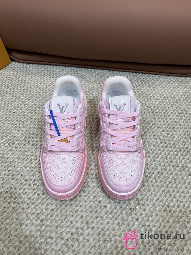 Louis Vuitton Pink Trainers For Men - 1