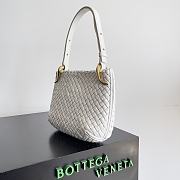 ottega Veneta Small Clicker In White Shoulder Bag - 28x10x24cm - 4