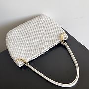 Bottega Veneta Clicker In White Shoulder Bag - 36x12x30cm - 2