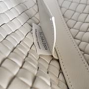 Bottega Veneta Clicker In White Shoulder Bag - 36x12x30cm - 4