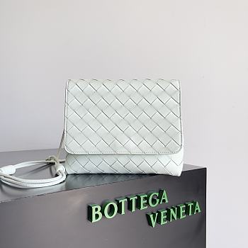 Bottega Veneta Blue Intrecciato Mini Crossbody Bag - 19x15x5.5cm