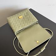 Bottega Veneta Green Intrecciato Mini Crossbody Bag - 19x15x5.5cm - 3