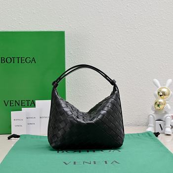 BOTTEGA VENETA| Mini Black Wallace Shoulder Bag - 22x13x9.5cm