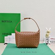 BOTTEGA VENETA| Mini Brown Wallace Shoulder Bag - 22x13x9.5cm - 3