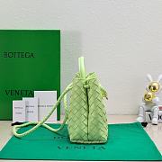 Bottega Veneta Medium Andiamo A692085 - 25x22x10.5cm - 5